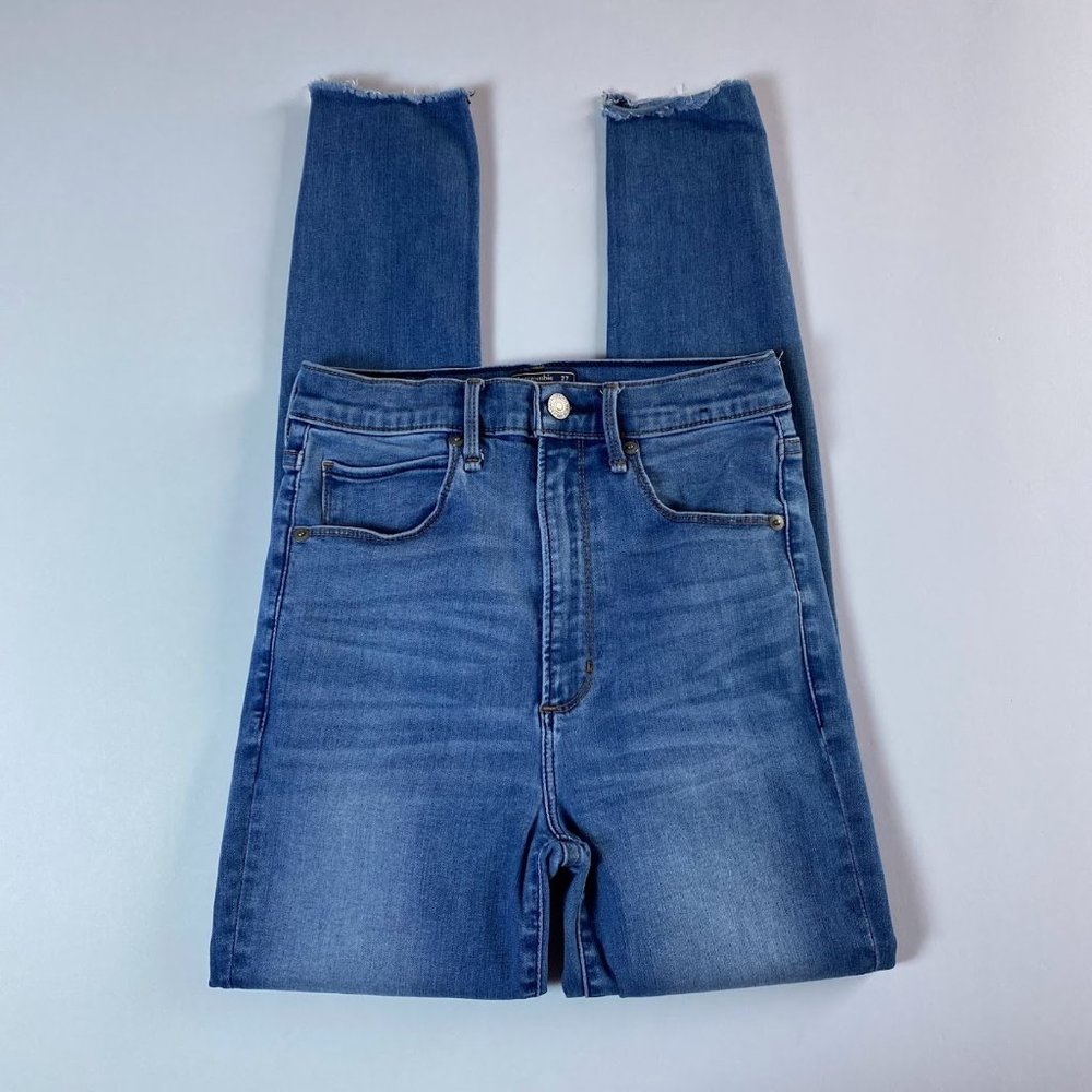 Abercrombie & Fitch, blue Ultra High Rise Super Skinny raw hem jeans, size 4/27 - Picture 3 of 9